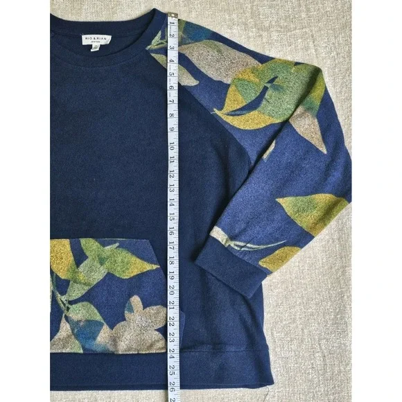 RIO & RIAN Women's Cozy Navy Long Sleeve Sweater With Pouch Sz 1X Lagenlook - Picture 4 of 4